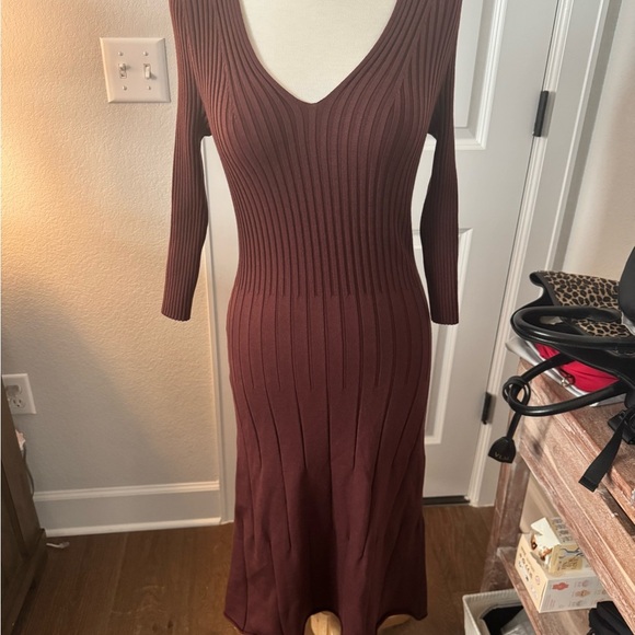 Wolford Elegant Burgundy Knit Midi Dress SZ XS NWT - Picture 4 of 12